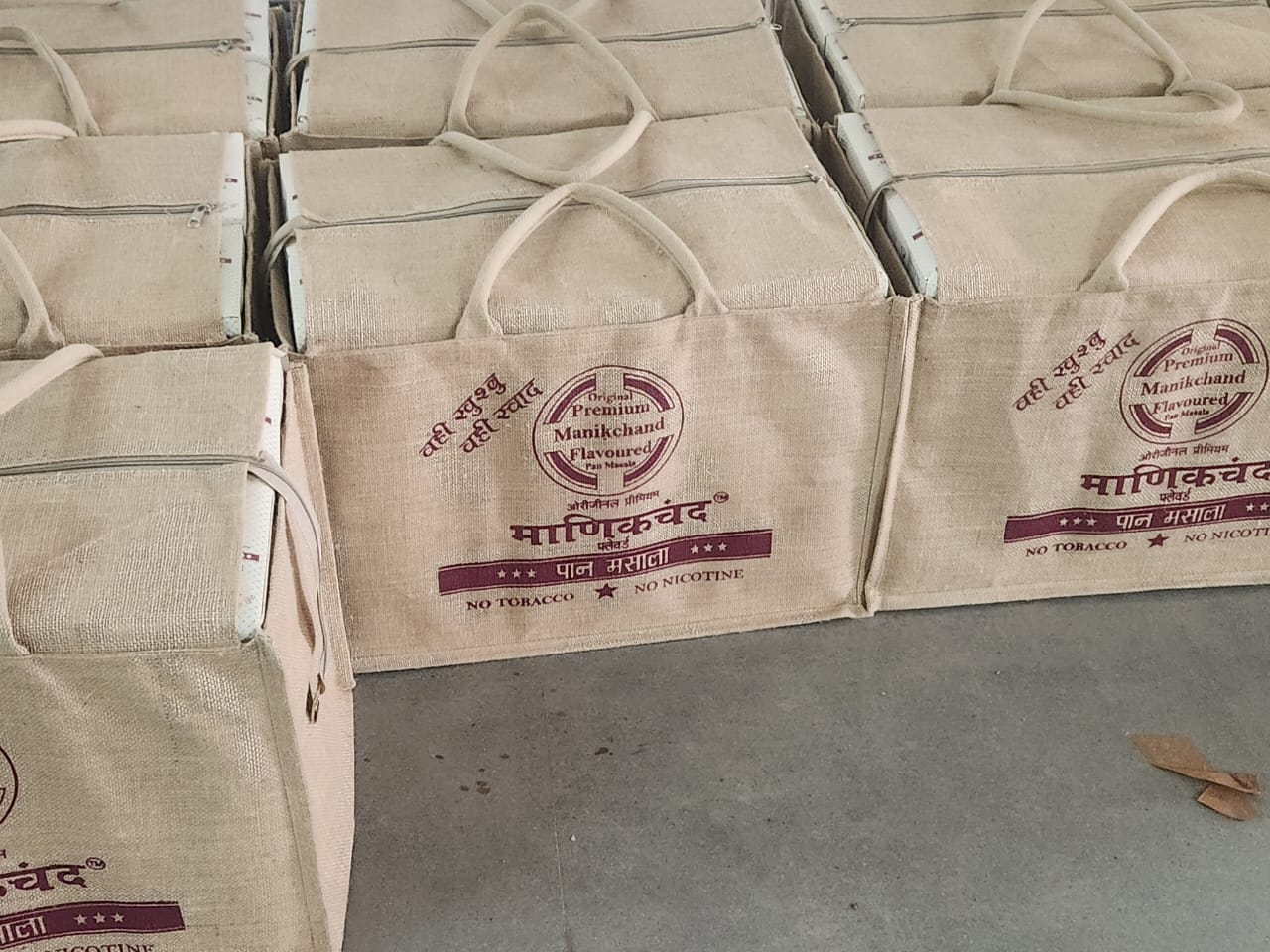 Branded Manikchand jute bags